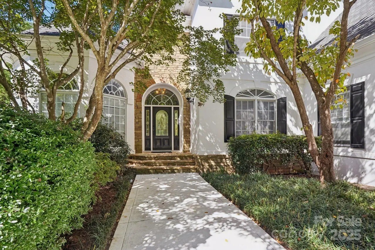 NASCAR Legend Robby Gordon’s ‘One of a Kind’ Lake Norman Estate Zooms Onto the Market for $3.4 Million 1 Robby Gordon Lake Norman home