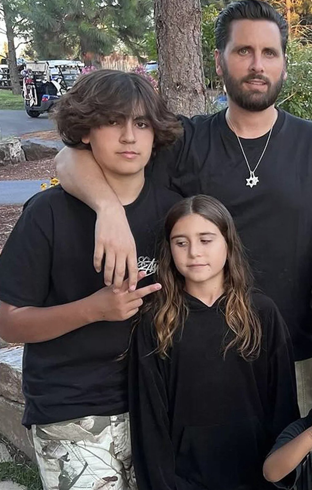 Scott Disick Admits He Wants To Quit L.A. and Move to New York With Oldest Son Mason—After ‘Chaos’ of Wildfires 15 Scott Disick Admits He Wants To Quit L.A. and Move to New York With Oldest Son Mason—After ‘Chaos’ of Wildfires