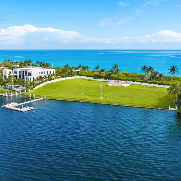 Empty Manalapan Plot Intended for ‘America’s Most Expensive Home’ Is Listed for $75 Million