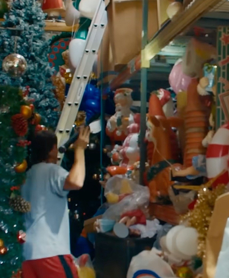 HGTV show Hoarding for the Holidays