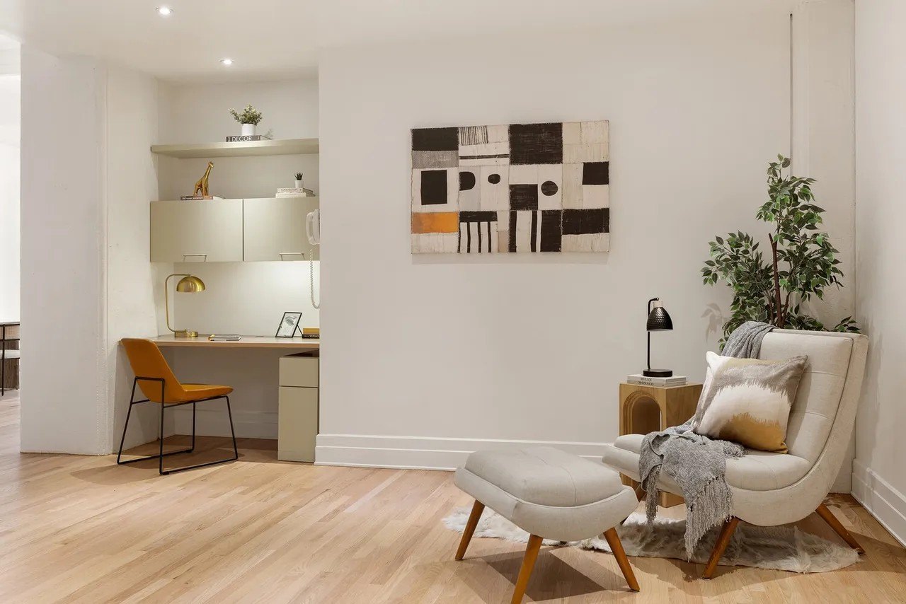 Remote-Ready Homes Are Booming—Hybrid-Work Features Jump as Much as 66% in Listings