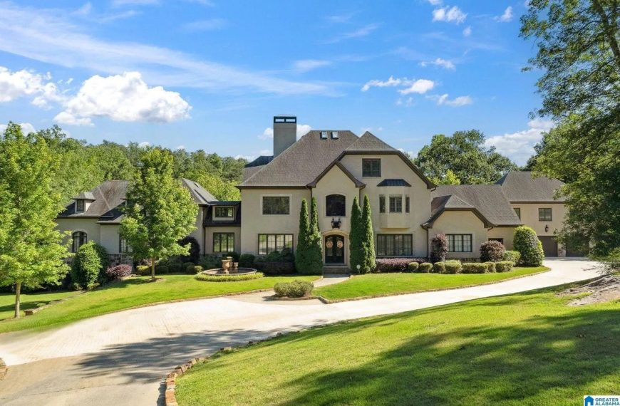 Home 48 Revealed: The Richest Small Town in Every State