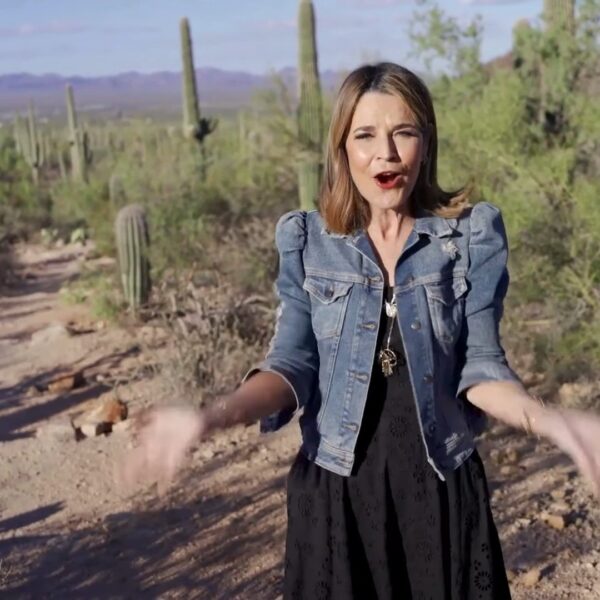 Home 34 Savannah Guthrie Makes Emotional Return to Her Arizona Hometown—and Looks Back on Her Days as Local Sorority Sister