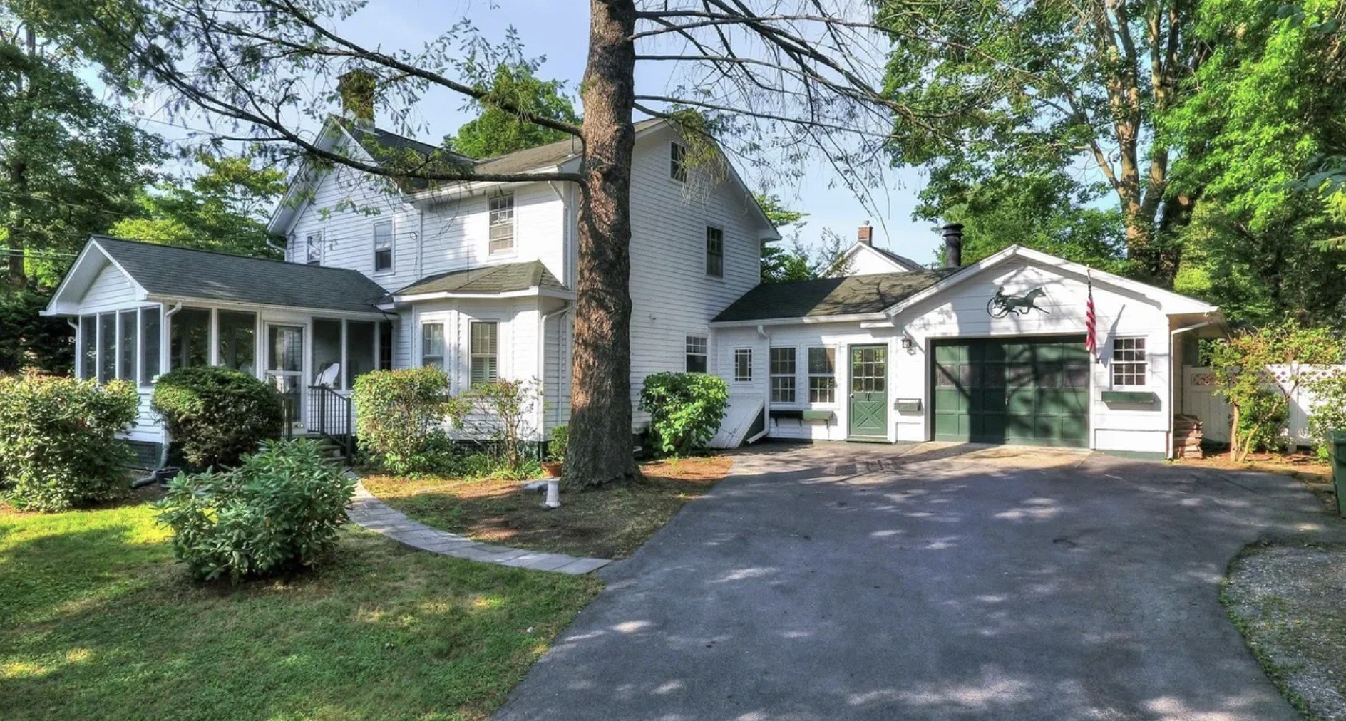 Hallmark Holiday Movie Towns Where You Can Afford To Live Happily Ever After