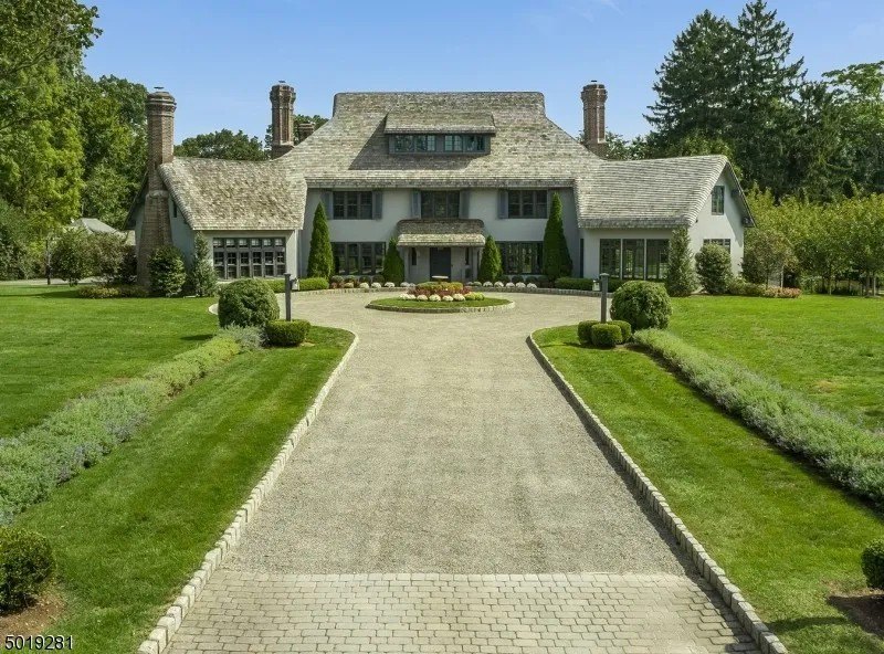 PICTURED: $3.8 Million New Jersey Mansion Where Sydney Sweeney and Amanda Seyfried Are Filming New Thriller ‘The Housemaid’
